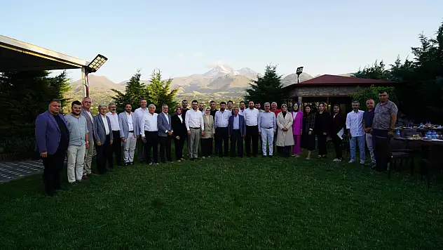 16 ilçe, 712 mahalle... Kayseri'de büyük hareketlilik