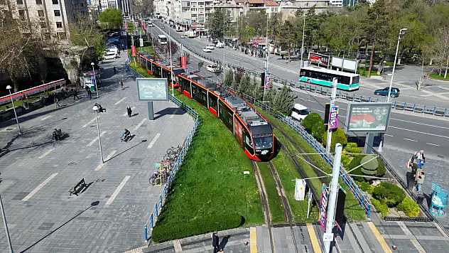 Kayseri'de trenler bugün çocuklar için kalktı