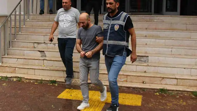 25 yıl kesinleşmiş hapis cezası bulunuyordu