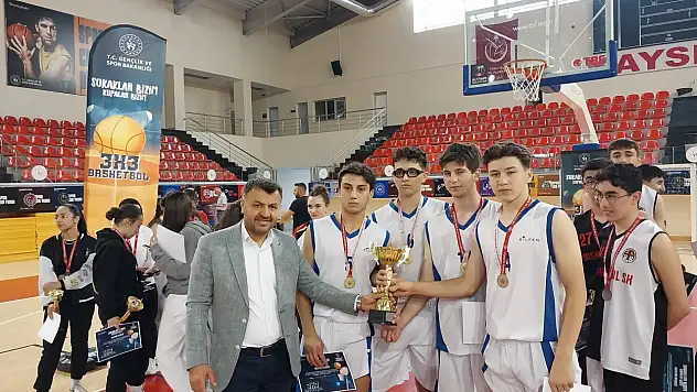 3x3 Gençlik Kupası'nda kupası sona erdi