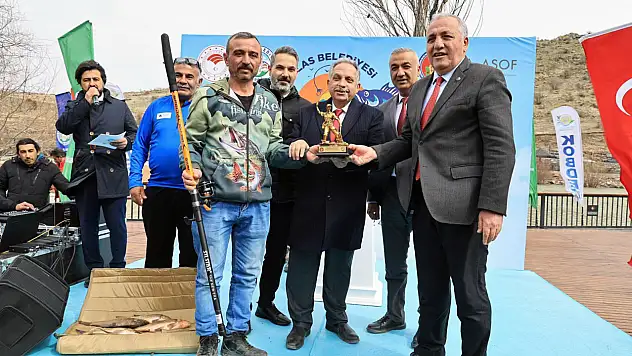 42 balıkçı heyecanla oltalarını attı!