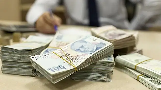 5.000 öğrenciye 7.000 TL'ye varan burs desteği verilecek... İşte detaylar