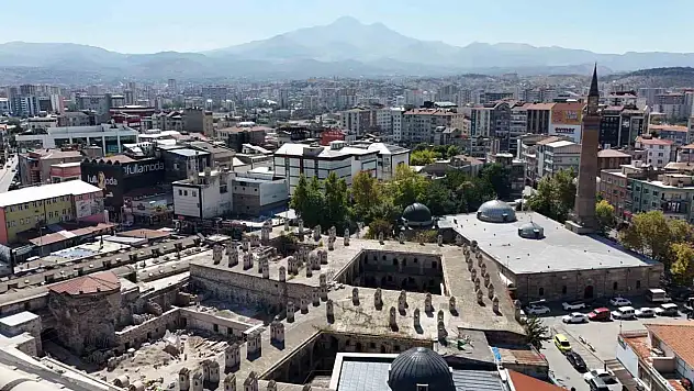 5 asırlık Bedesten'de son!