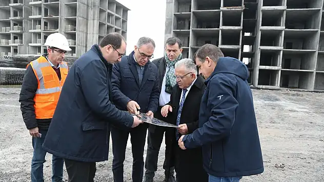 618 adet konut inşa ediliyor! Başkan yerinde inceledi