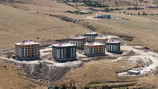 7 blok, 115 daire… Kayseri'deki TOKİ konutlarında sona yaklaşıldı