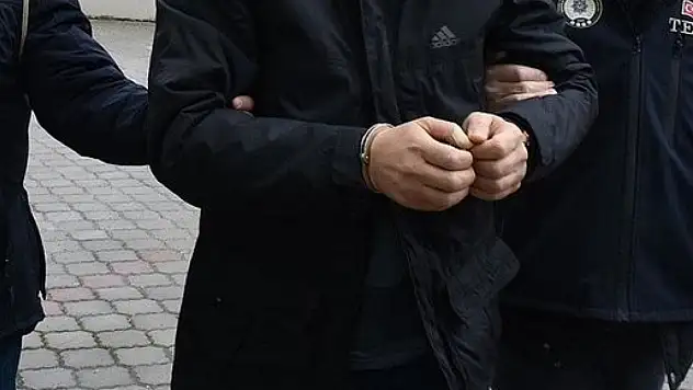 9 kişi yakalandı