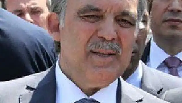 ABDULLAH GÜL: GÜÇLÜ BİR HÜKÜMETİN KURULMASI LAZIM