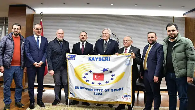Kayseri 'altın bayrak' kazandı