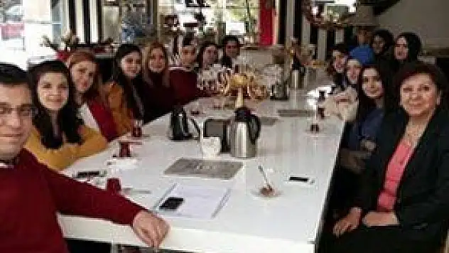 AÇGED'DEN DOĞU TÜRKİSTANLI ÇOCUKLAR İÇİN OYUNCAK KAMPANYASI