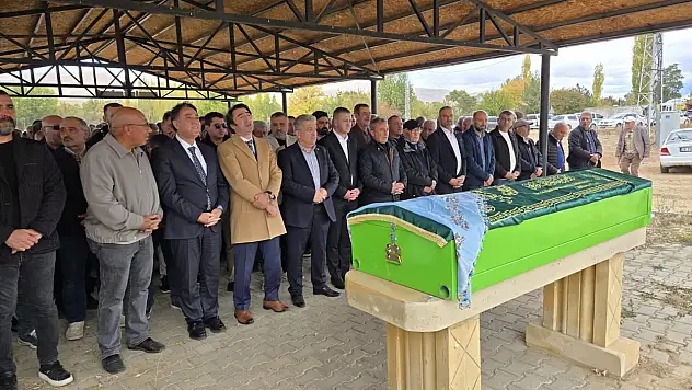 Acı haberi AK Partili Vekil verdi! O ismi ziyarete gitti