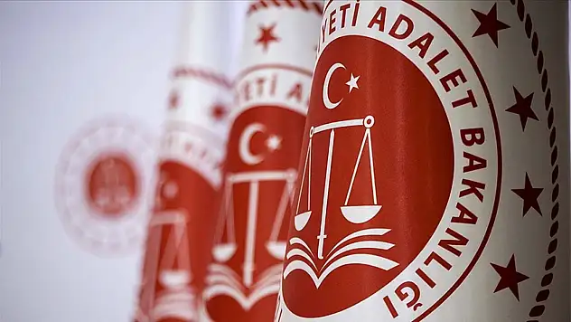 Adalet Bakanlığı 1.000 kişi alacak