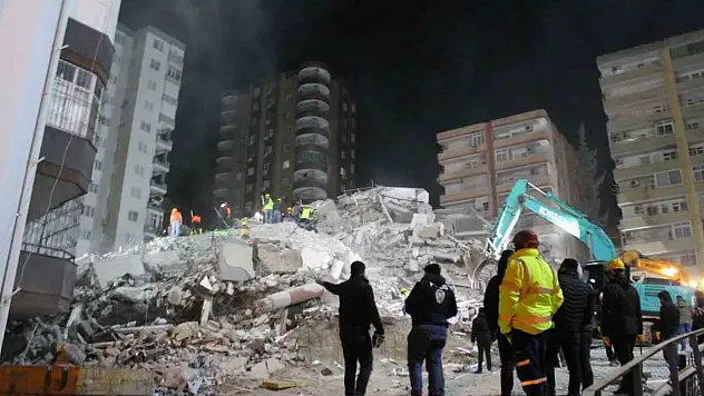 42 kişinin öldüğü Ekim Apartmanı davasında karar açıklandı