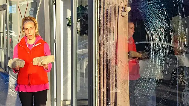 Organizasyon ofisine taşlı saldırı!