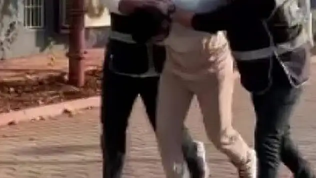 Fotoğraf sözleşmesi tartışması