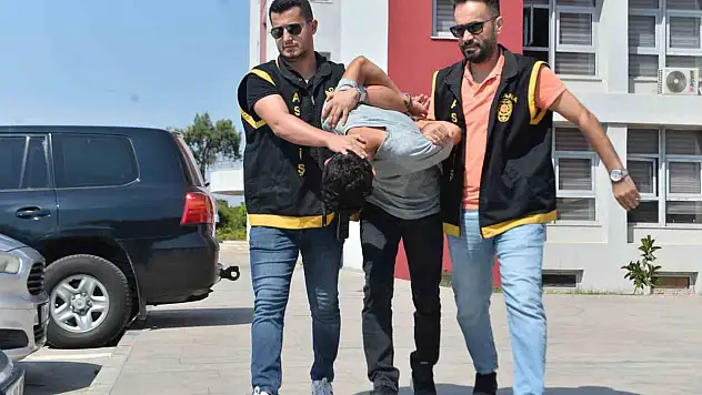 Adana'da kavgayı ayırmak istedi canından oldu