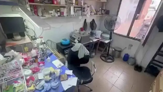 Merdiven altı diş kliniğine operasyon
