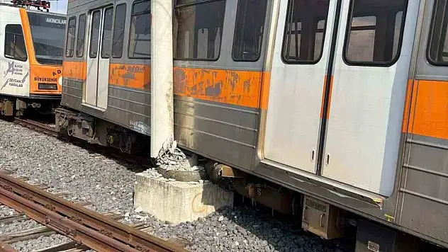 Metro vagonu raydan çıktı!