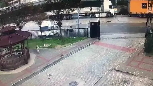 Silahlı saldırıya uğrayan baba yaralandı, 16 yaşındaki oğlu hayatını kaybetti