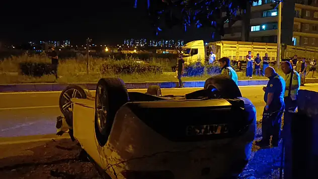 Adana'da trafik kazası: 2 yaralı
