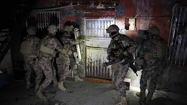 Uyuşturucu operasyonu: 20 gözaltı