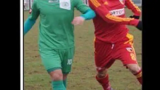 AĞABEYLERİNİN YOLUNDALAR