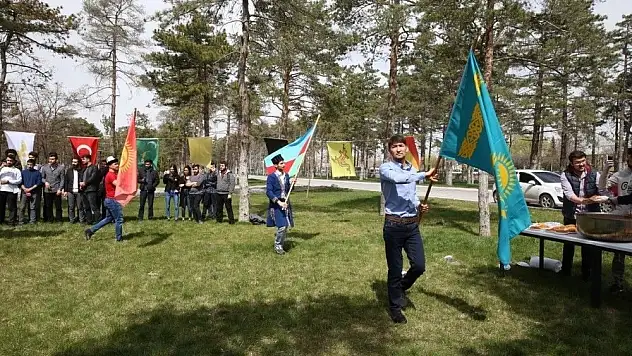 AGÜ'de Nevruz kutlamaları yapıldı