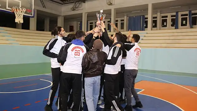 Yenilgisiz Şampiyon oldular...