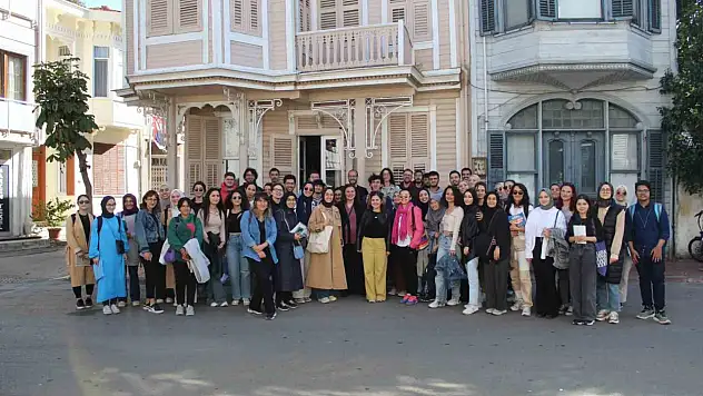 AGÜ'den İstanbul'a  gezi