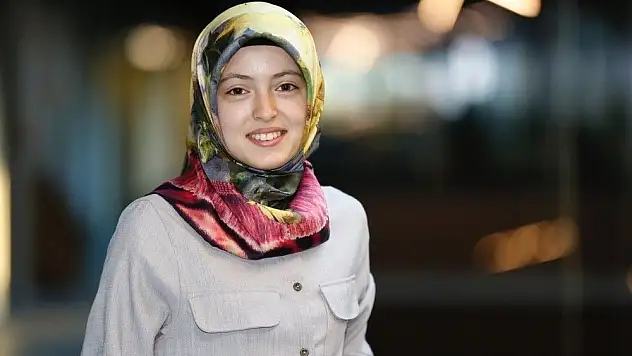 AGÜ öğrencilerinin projeleri İngiliz Kraliyet Seçkisi'nde yer aldı