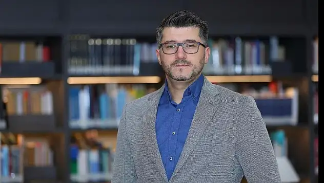 AGÜ Öğretim Üyesi Prof. Dr. Hakan Usta'ya 2020 Yılı TÜBİTAK Ödülü