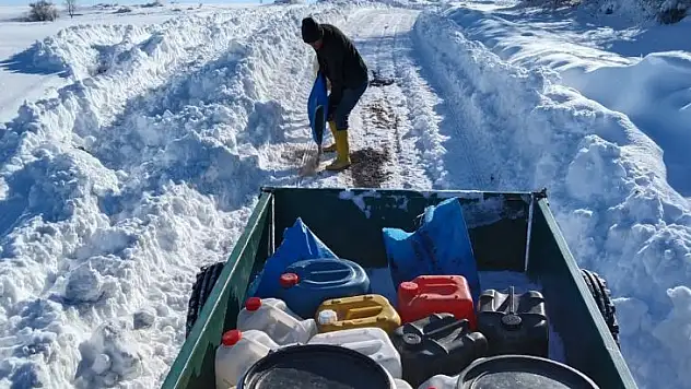 Ahırlar susuz kaldı