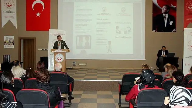 'Dijital Risklere Karşı Çocuklar Güvende'
