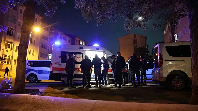 Yaralı şahsın ambulanstaki sözleri dikkat çekti: 'Ölüyor muyum?'
