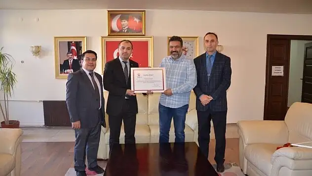 Aile Ve Sosyal Politikalar İl Müdürlüğünden Kayserispor Kulübü Başkanı Bedir'e ziyaret
