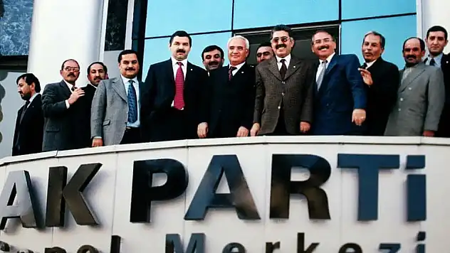 AK Parti'de bir döneme damgasını vuran isim bakın ne için dua istedi!