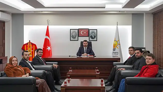 AK Parti'de dikkat çeken buluşma!