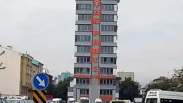 AK Parti'de flaş gelişme: İki Başkan görevden alındı