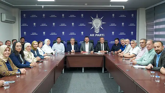 AK Parti Kayseri'de 16 ilçe, 712 mahallede aynı anda bakın ne yaptı!