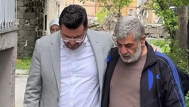 AK Parti Kayseri İl Teşkilatı hane ziyaretlerini sürdürüyor!