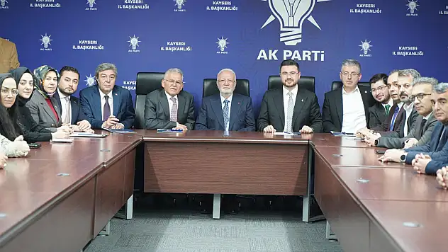 AK Parti Kayseri il yönetimi toplandı!