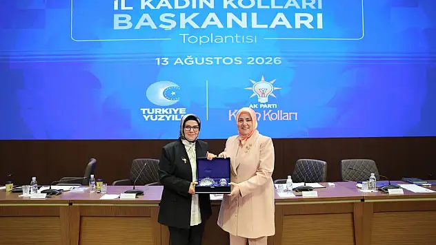 AK Parti Kayseri Milletvekili Böhürler BBC Türkçe'ye neler anlattı