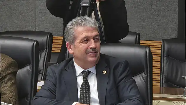 AK Parti Milletvekili Özsoy, 18 yıl önce yaşanan olayı hatırlattı!