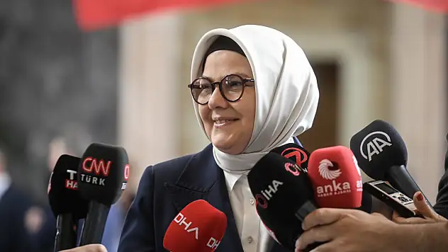 AK Parti'nin çiçeği burnunda vekili Böhürler'den 'Ekonomimiz yüzde 4 büyüdü' açıklaması