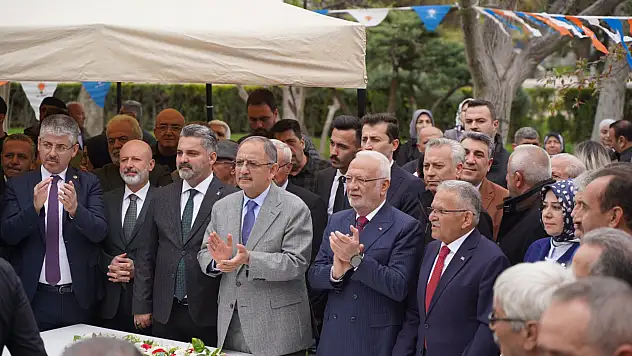 AK Partili Elitaş: İlk defa ikinci olduk!