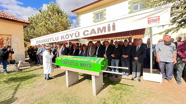 AK Partili Tamer'in acı günü!