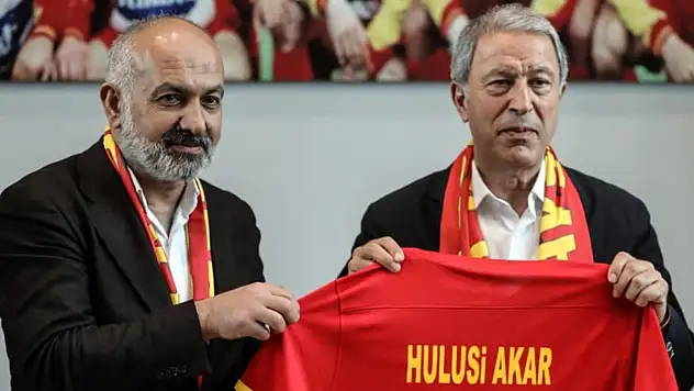 Akar'dan Kayserispor'a destek!