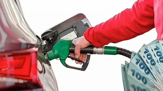 Akaryakıtta tabelalar değişebilir! İşte beklenen yeni zam...