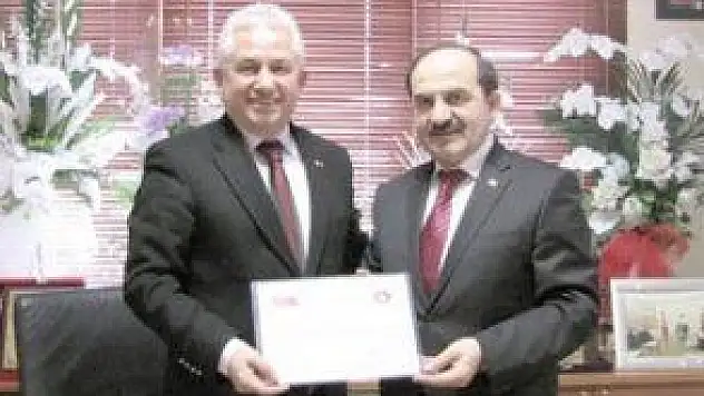 AKÇADIRCI'DAN ÖZSOY'A TEŞEKKÜR BELGESİ