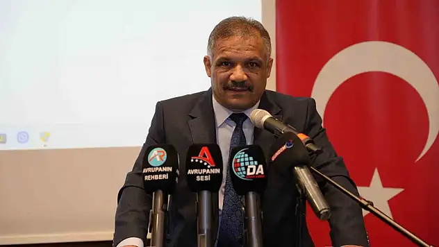 AKİB Genel Başkanı Hızar' dan Türkiye'ye sahip çıkın çağrısı