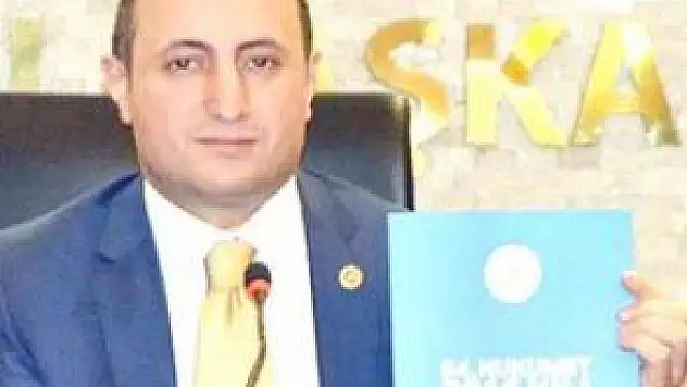 AKP KAYSERİ MİLLETVEKİLİ İSMAİL EMRAH KARAYEL: 